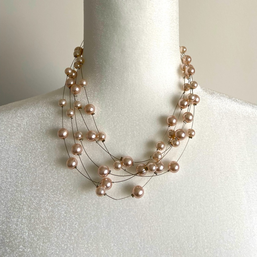 Pink pearl necklace